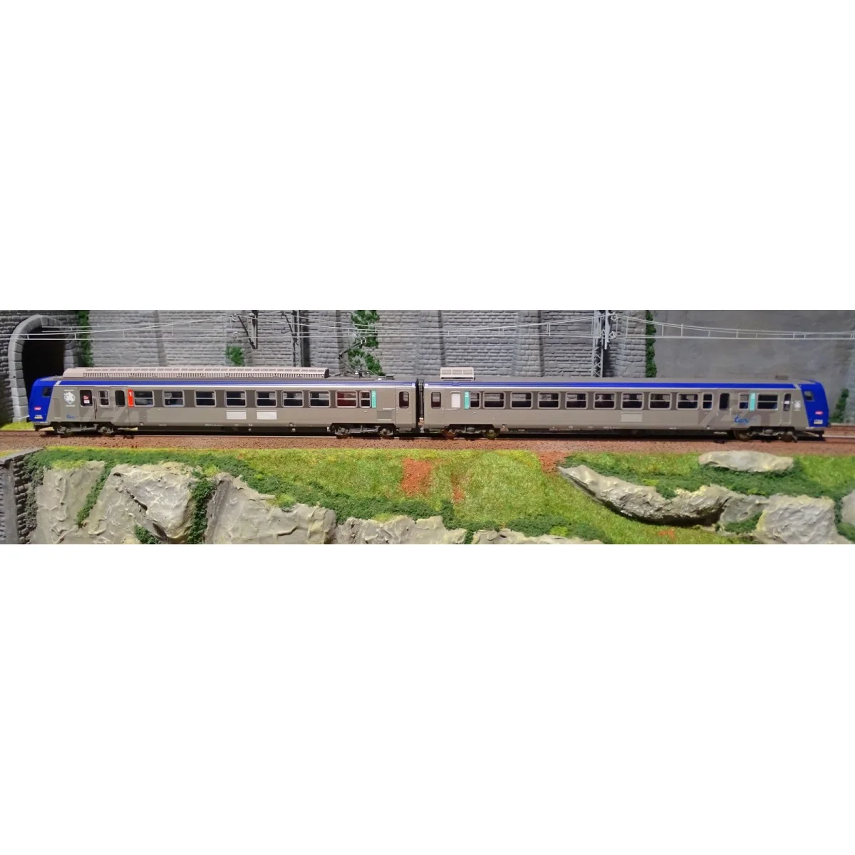 Piko 96421 SNCF electric railcar, Z2 Z 7356, TER Centre Region, ... Piko 96421 SNCF electric railcar, Z2 Z 7356, TER Centre Region, ...