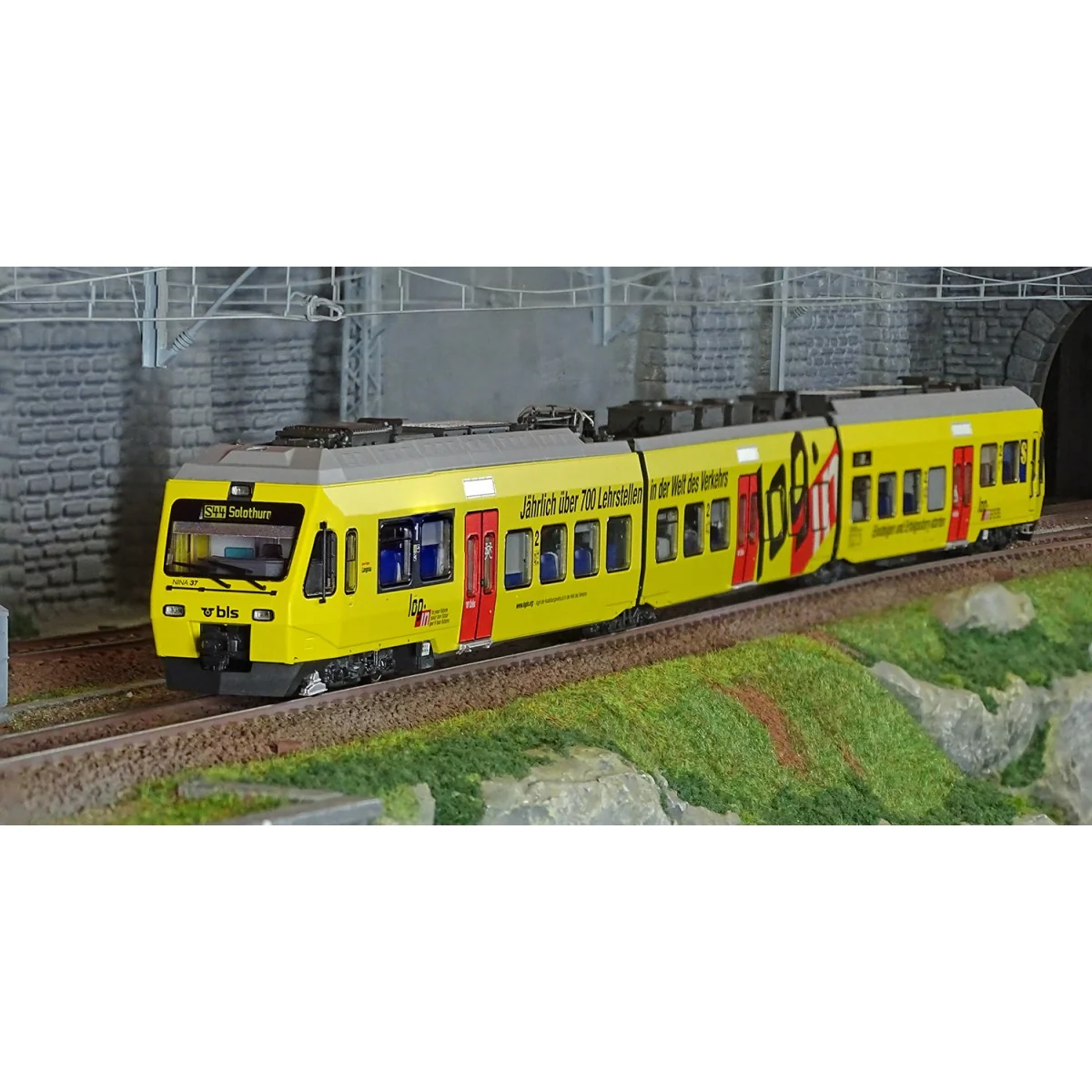 LS Models 17201DCS RABE 525 Nina 3-car electric railcar, BLS, yello...