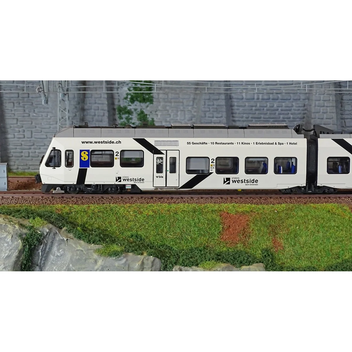 LS Models 17203DCS RABe 525 3-car electric railcar, BLS/Westside, w...