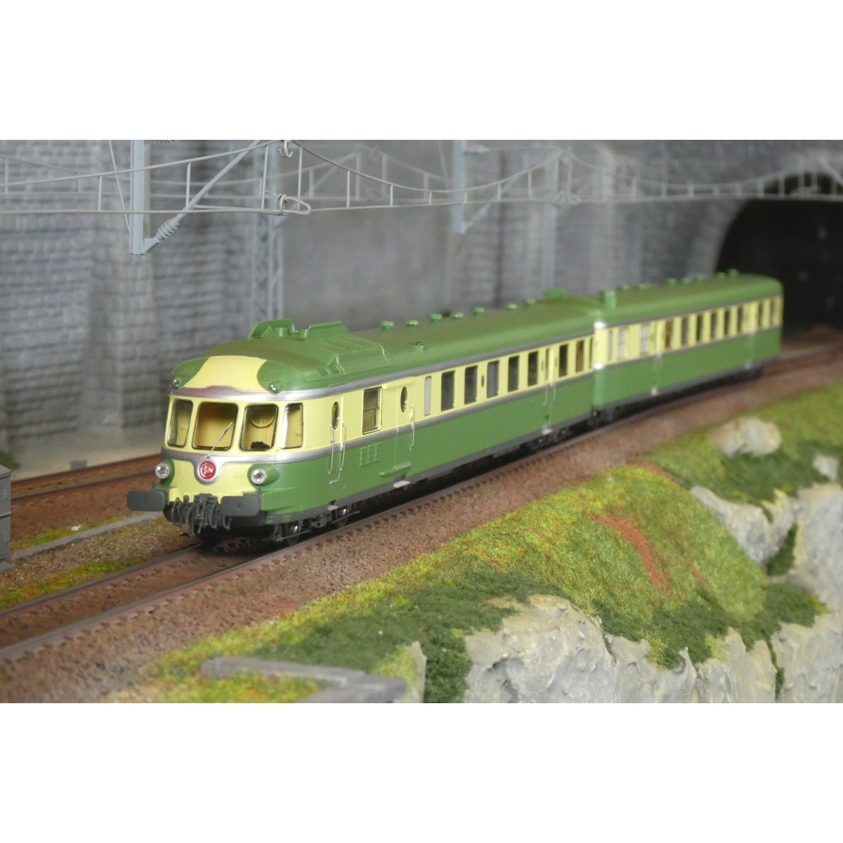 Ree Modeles MB259 RGP 1 X 2728 railcar, green, with kitchen, SNCF, ...