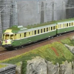 Ree Modeles MB260 Autorail RGP 1 X 2737, vert, sans cuisine, SNCF, BATIGNOLLES Ree Modeles MB-260 - 1