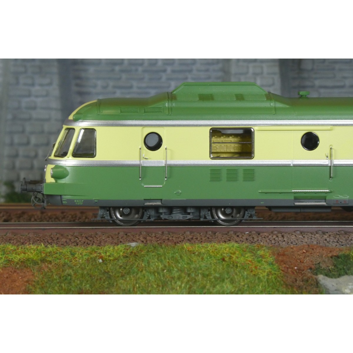 Ree Modeles MB260 Autorail RGP 1 X 2737, vert, sans cuisine, SNCF, BATIGNOLLES Ree Modeles MB-260 - 4