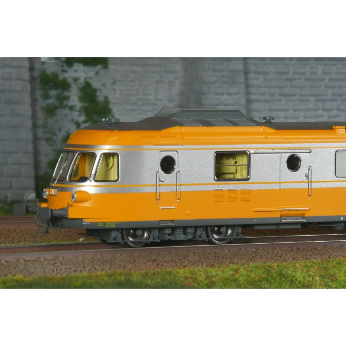 Ree Modeles MB261.S RGP 1 X 2726 Railcar, aluminum orange, SNCF, ME...