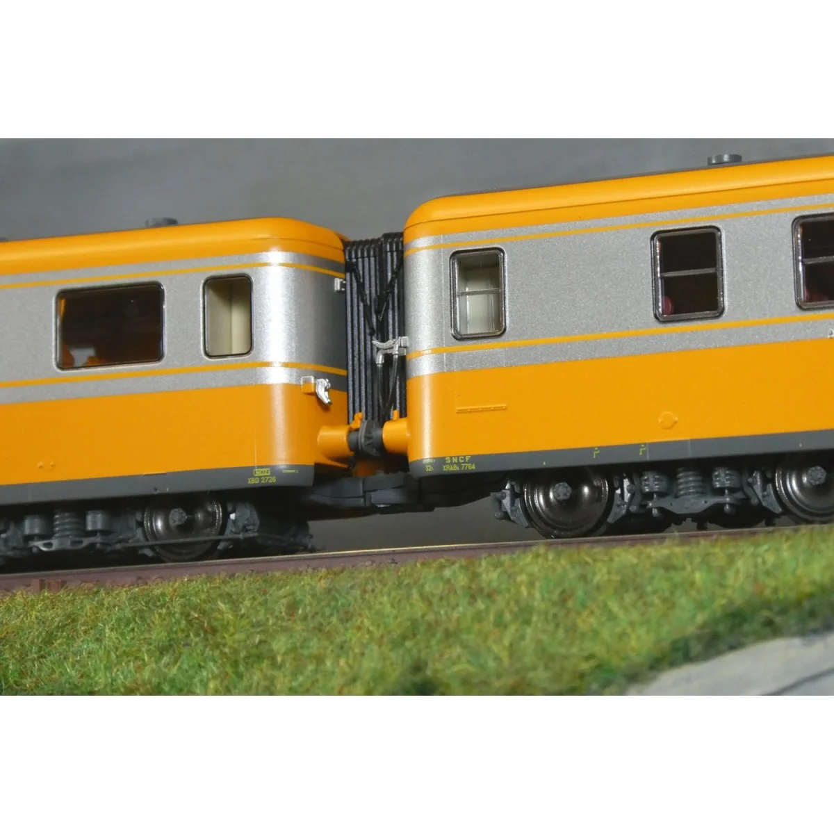 Ree Modeles MB261 Autorail RGP 1 X 2726, orange alu, SNCF, METZ Ree Modeles MB-261 - 5