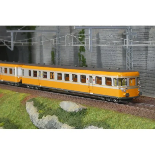 MB-261-Ree Modeles MB261 Autorail RGP 1 X 2726, orange alu, SNCF, METZ