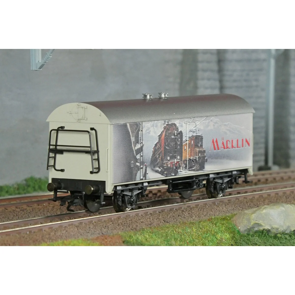 Marklin 45906 Refrigerated wagon from the 1934 Märklin catalogue - ...