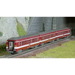 REE Modeles NW156 Set de 3 voitures UIC 2x A9 / 1x A7D, LE CAPITOLE, avec plaque, N - 1/160 Ree Modeles NW-156 - 1