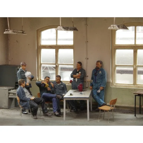 Arti_5870084-Artitec 5870084 Figures, metalworkers on break