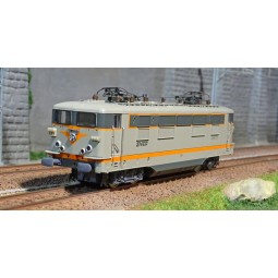ViTrains 2222 copy of SNCF BB 16500 electric locomotive, Concrete l...