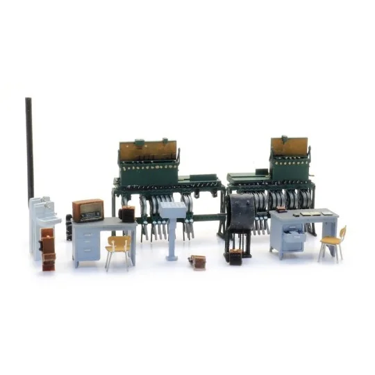 Arti_387.536-Artitec 387.536 Intérieur du poste d'aiguillage avec banc de leviers