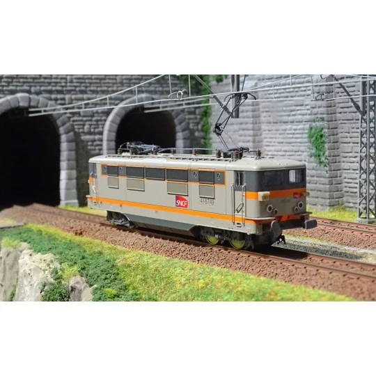 ViTrains 2723 SNCF BB 16500 electric locomotive, Concrete livery, Lo... ViTrains_2723-ViTrains 2723 SNCF BB 16500 electric locomotive, Concrete livery, Carmillon logo, Digital sound