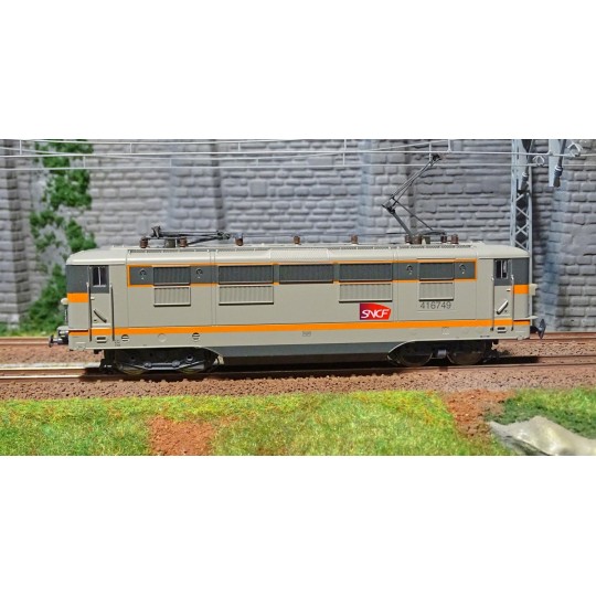 ViTrains_2723-ViTrains 2722 copy of SNCF BB 16500 electric locomotive, Concrete livery, Round logo, Digital sound