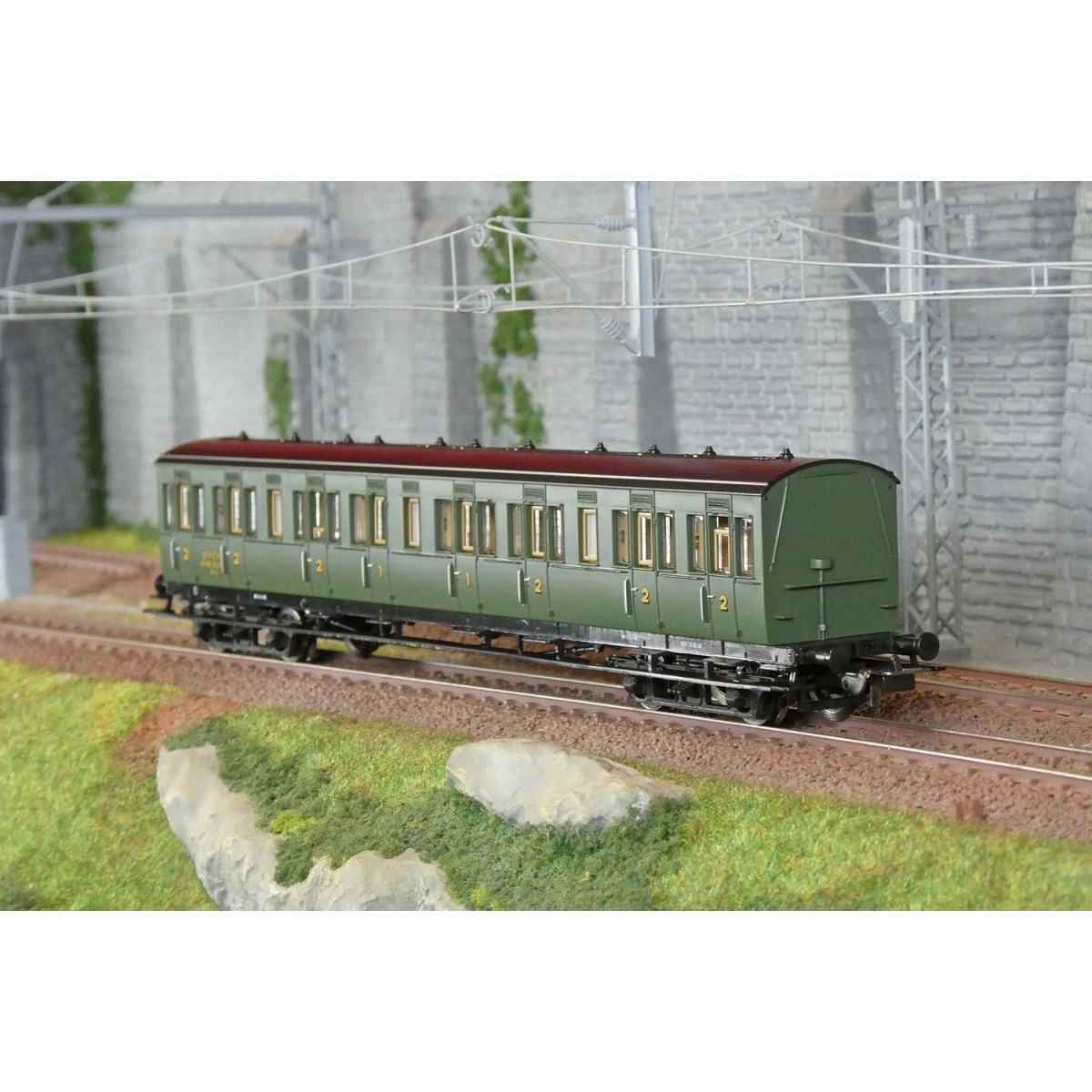 Piko 53338 1st/2nd class compartment passenger car with ladder - Pi...