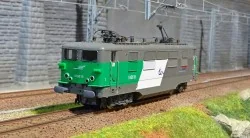 ViTrains 2222 copy of SNCF BB 16500 electric locomotive, Concrete l...