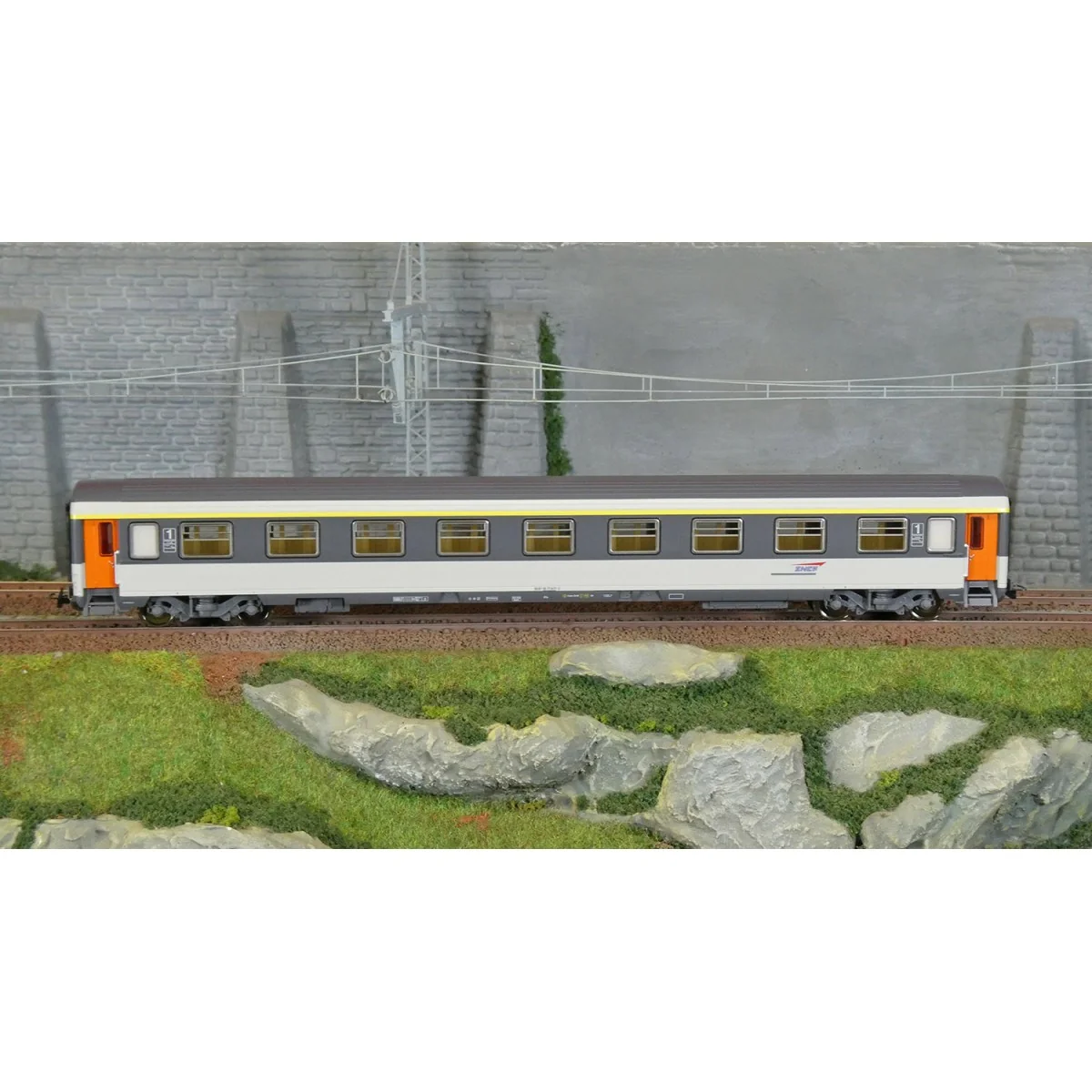 Piko 97140 Voiture voyageurs Corail, 1ère classe, logo casquette, SNCF Piko Piko_97140 - 2