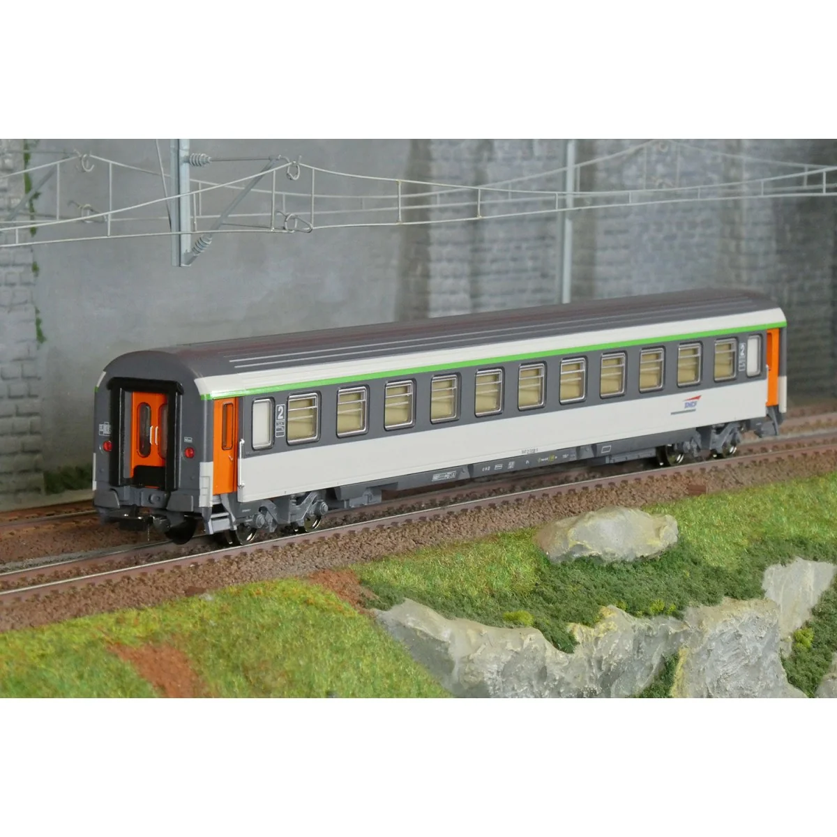 Piko 97141 Corail passenger car, 2nd class, cap logo, SNCF - Piko_9...