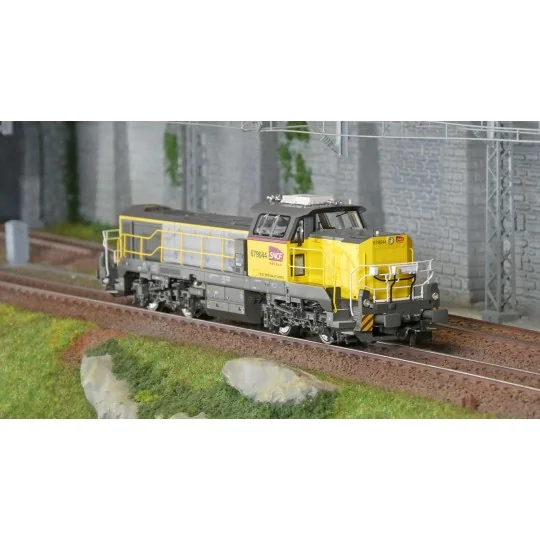 Piko_52371-Piko 52371 Diesel locomotive DE 18, SNCF, digital sound