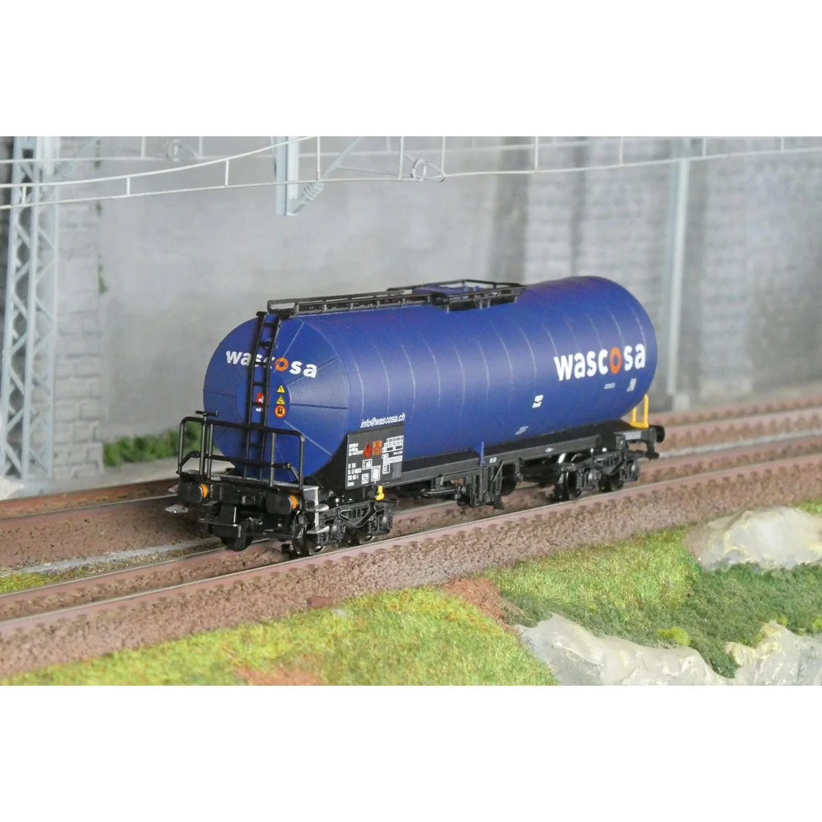 Rivarossi HR6666 Wagon citerne à bogies, livrés bleu, WASCOSA Rivarossi HR6666 - 1