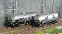 Rivarossi HR6667 Set de 2 wagons citernes à bogies, gris clair, grand logo GATX Rivarossi HR6667 - 1