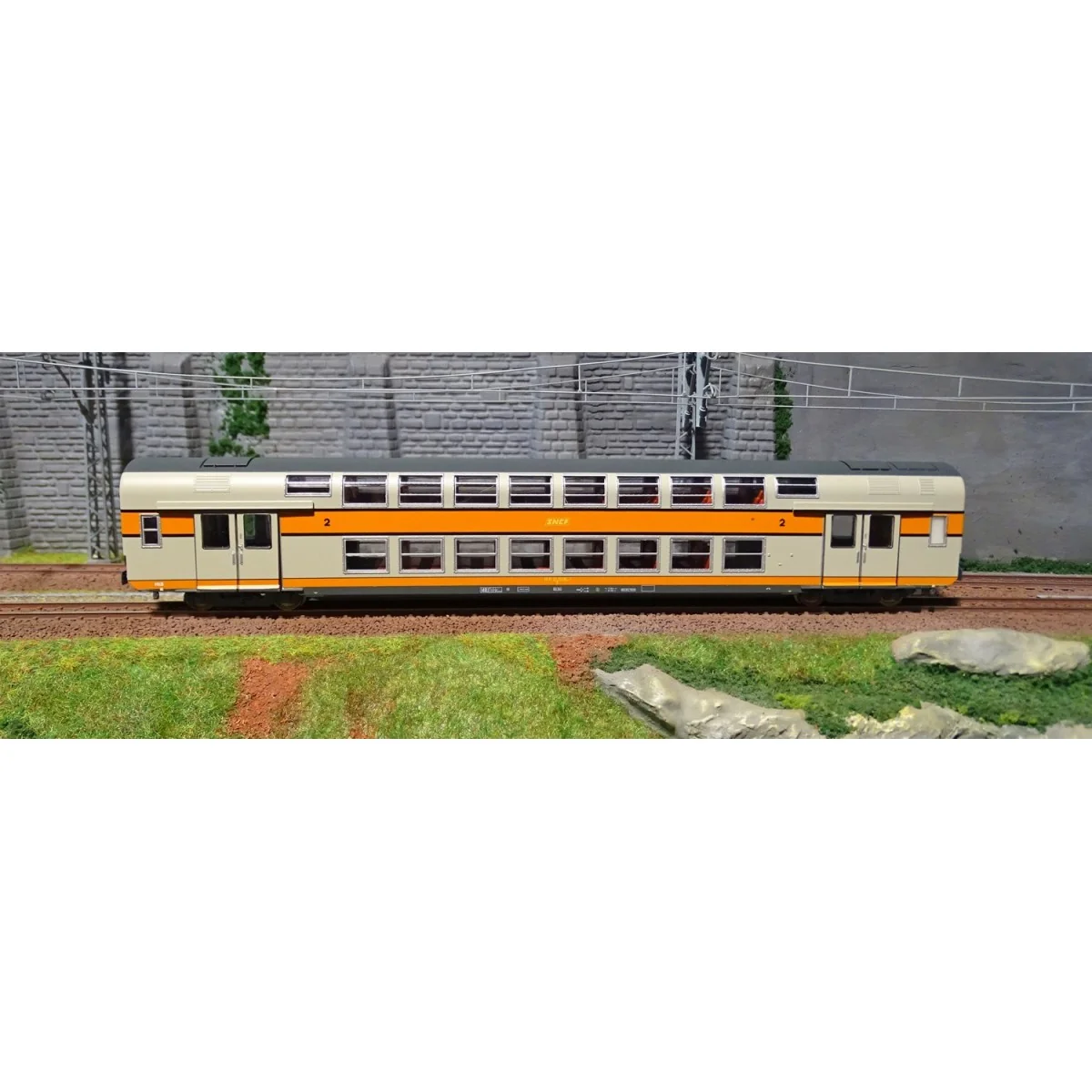ViTrains 3160 SNCF VB2N passenger car, 2nd class, yellow framed log...