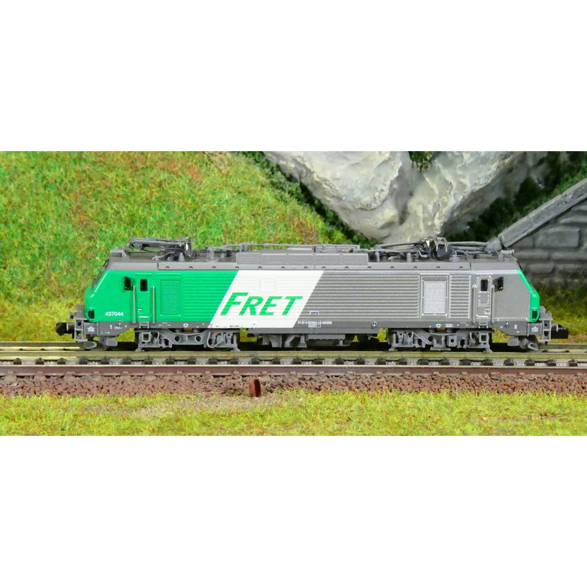 REE Modeles NW302 Locomotive électrique BB 37044, CAPTRAIN, FRET, N - 1/160 Ree Modeles NW-302 - 2