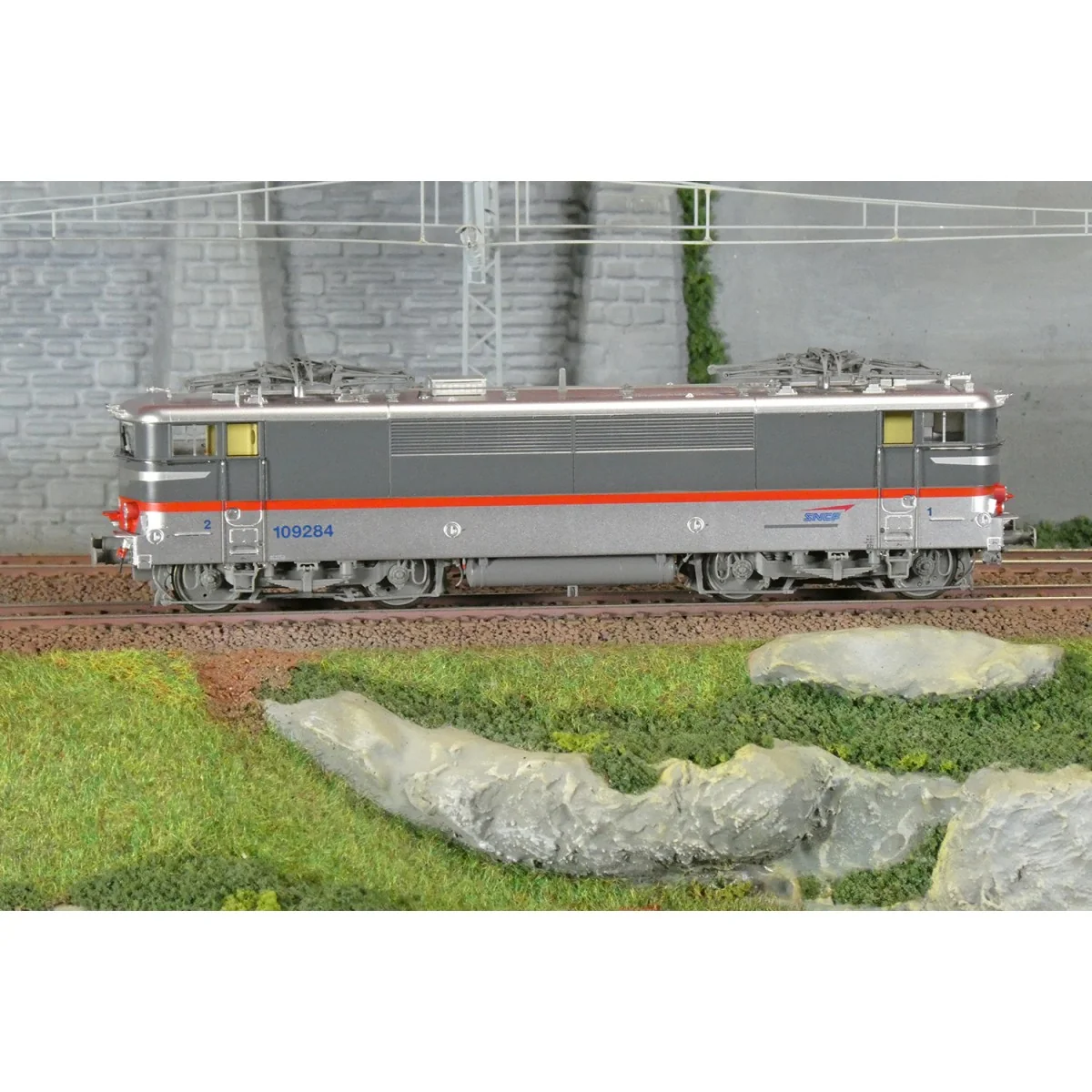 Ree Modeles MB177.S BB 9284 electric locomotive, SNCF, Multiservice...