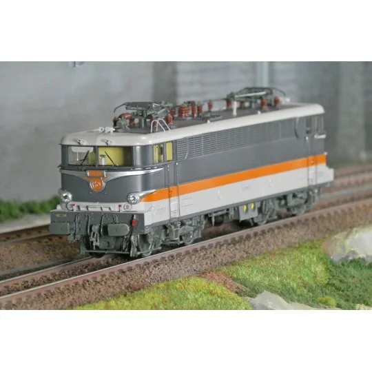 MB-180-Ree Modeles MB180 Locomotive électrique BB 16053, SNCF, Corail, réversible, La Chapelle