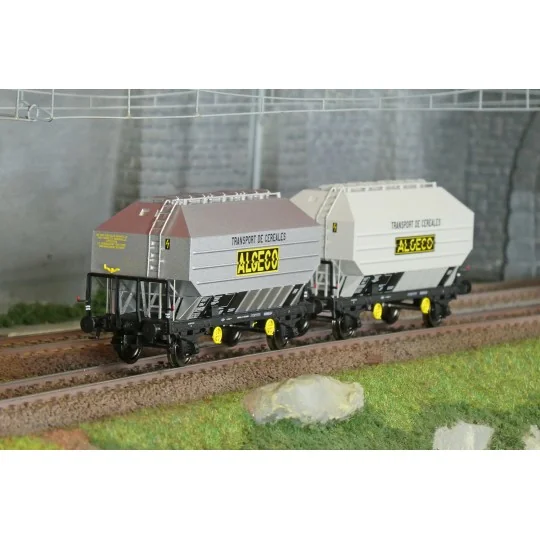 WB-893-Ree Modeles WB893 Set of 2 grain wagons FRANGECO, SNCF, Algeco, ep. III