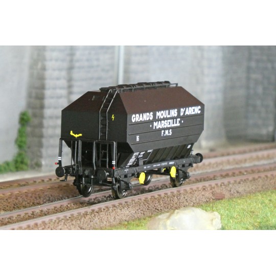 WB-894-Ree Modeles WB894 Grain Wagon FRANGECO, SNCF, Grands Moulins D'Arenc, ep. III