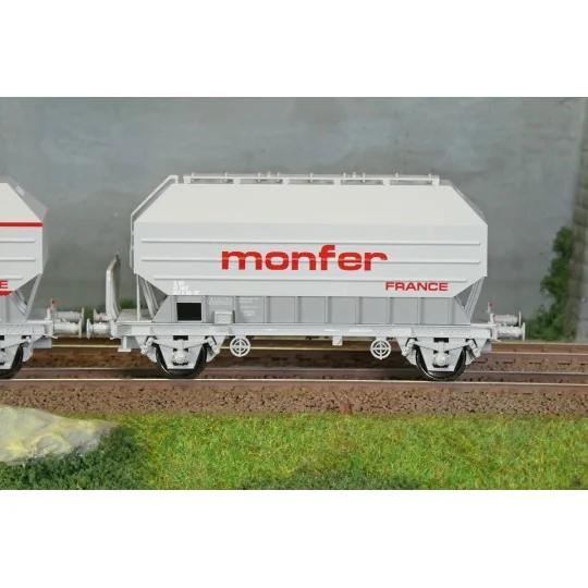 WB-896-Ree Modeles WB896 Set of 2 grain wagons FRANGECO, SNCF, Monfer, ep. IV