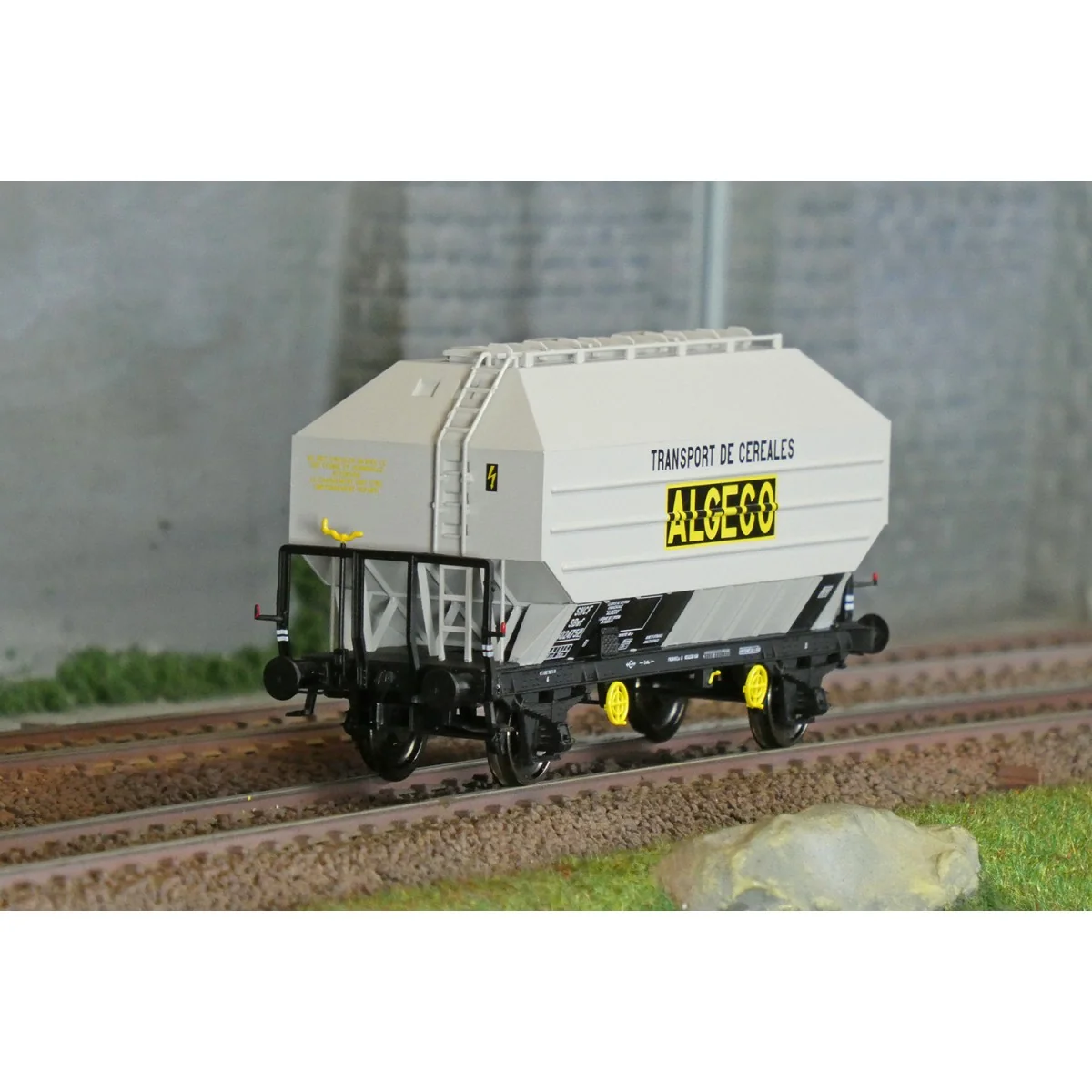 Ree Modeles WB899 Grain Wagon FRANGECO, SNCF, Algeco, ep. III - WB-899