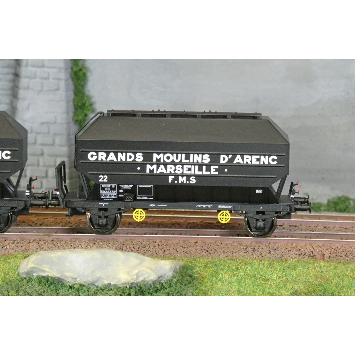 Ree Modeles WB900 Set de 2 wagons céréaliers FRANGECO, SNCF, Grands Moulins D'Arenc, ep. III Ree Modeles WB-900 - 3