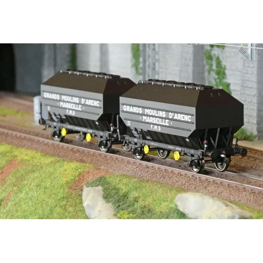 Ree Modeles WB900 Set of 2 FRANGECO grain wagons, SNCF, Grands Moul... WB-900-Ree Modeles WB900 Set of 2 FRANGECO grain wagons, SNCF, Grands Moulins D'Arenc, ep. III