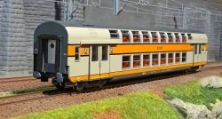 ViTrains 3162L SNCF VB2N passenger car, second class, framed logo.Note: "Logo encadr..." seems truncated; likely "logo encadré