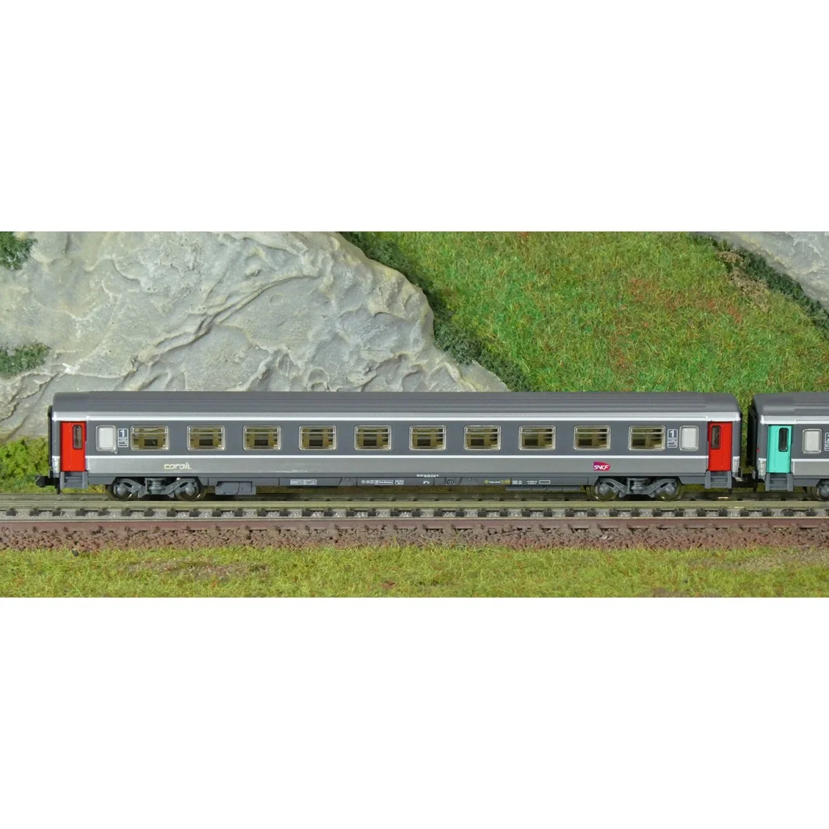 Piko 94507 Set of 2 Corail coaches, 1st and 2nd class A10u/B11u, Ca...