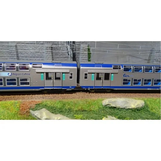 ViTrains 1104 Set of 3 SNCF VO2N passenger cars, TER livery, Reg... ViTrains_1104-ViTrains 1104 Set of 3 SNCF VO2N passenger cars, TER livery, Centre Region