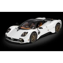 Pocher HK123 Pagani Utopia Coupé - Bianco Perla 1/8 Pocher HK123 - 1