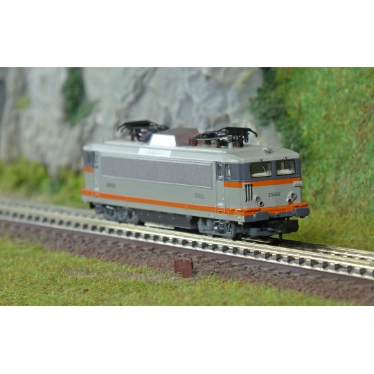 Piko_94210-Piko 94210 Electric locomotive BB 25652, SNCF, long cab, N - 1/160