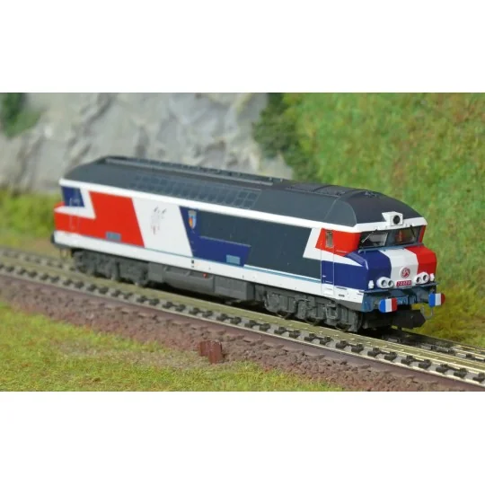 HNS2652S-Arnold HNS2652S Locomotive diesel CC 72030, livrée "Tricolore", digitale sonore, N - 1/160