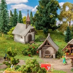 Faller 130571 Model, Farm Chapel and Bakehouse.