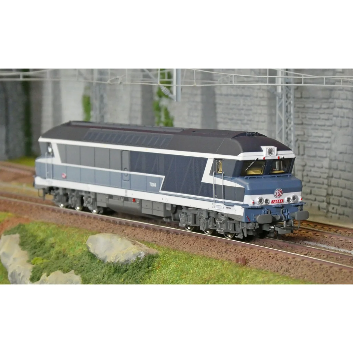 Jouef HJ2622 CC 72084 diesel locomotive, SNCF, blue livery, Carmill...