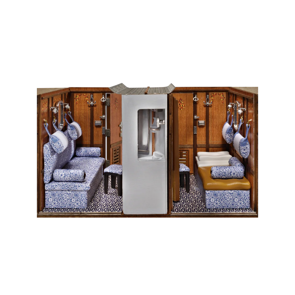 Passenger car CIWL Orient Express 1/32 construction wood Amati - 17...