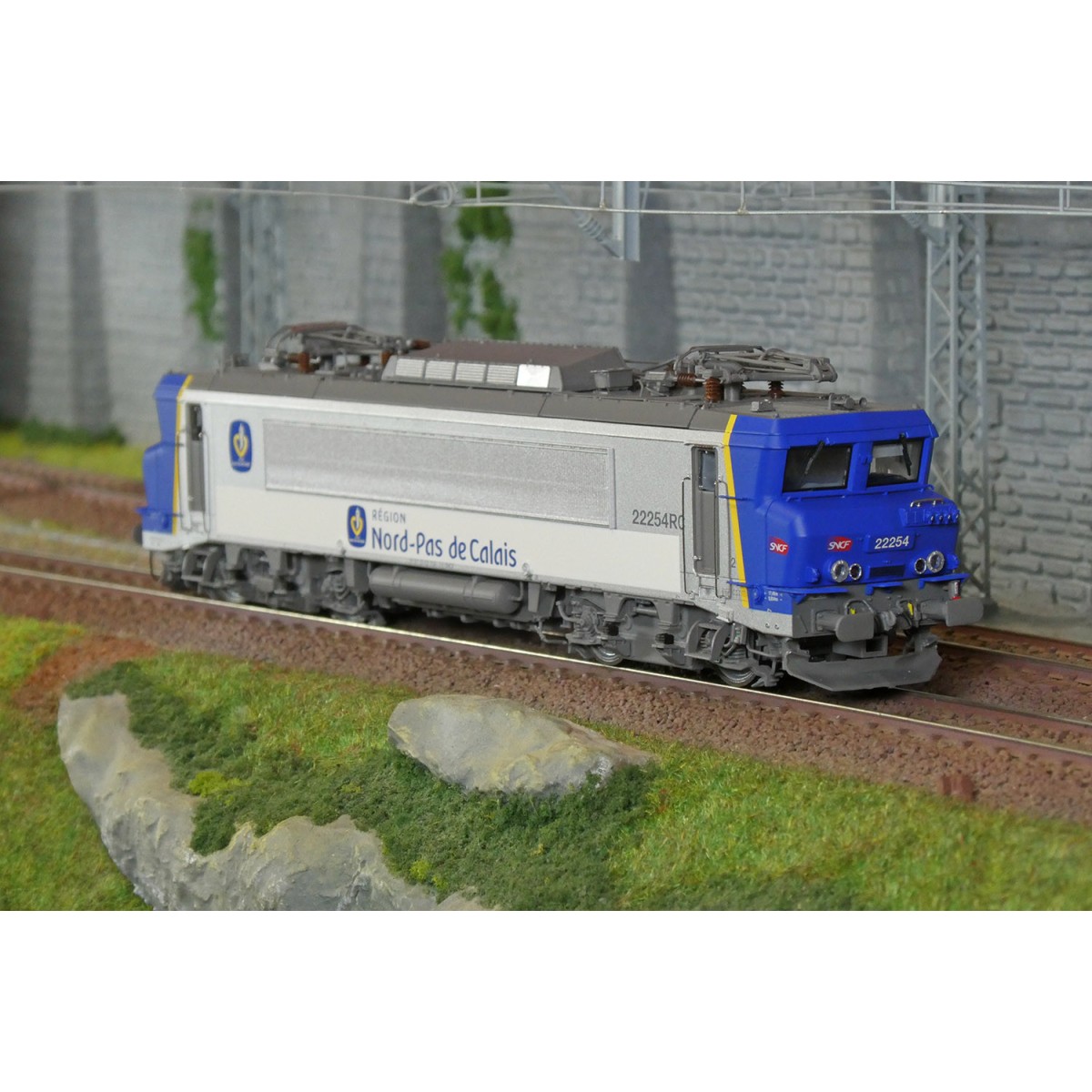Ls Models 10441 Locomotive électrique BB 22254RC SNCF, Nord Pas de Calais, logo Carmillon, Lens Ls models LSM_10441 - 3