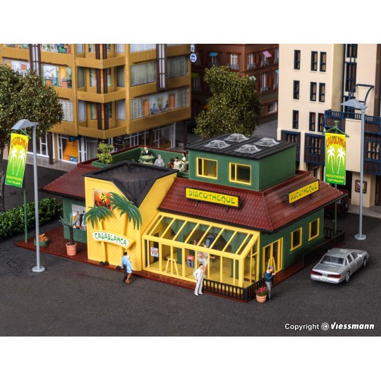 Vollmer_43656-copy of Faller 130908 Maquette, vignoble avec restaurant de jardin