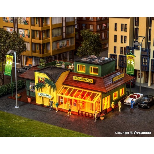 Vollmer_43656-copy of Faller 130908 Maquette, vignoble avec restaurant de jardin