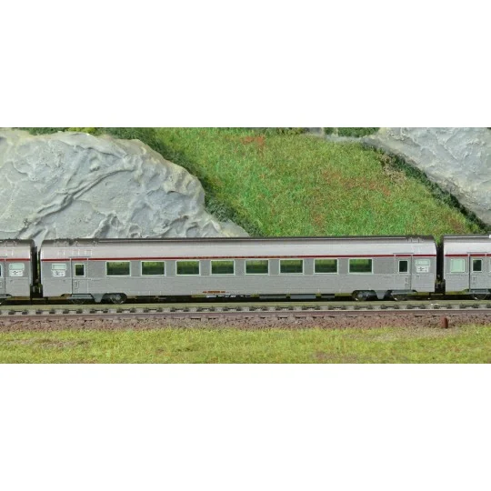 HN4498-Arnold HN4498 Set of 3 Mistral 69 passenger cars, TEE, A3rtu + A8ux2 "Jules Verne", N - 1/160