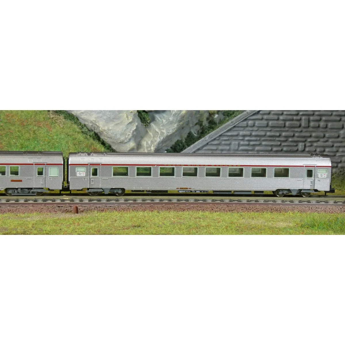 Arnold HN4499 Set de 4 voitures voyageurs Mistral 69, TEE, Vru + A8tux2 + AD4tux "Jules Verne", N - 1/160 Arnold HN4499 - 5