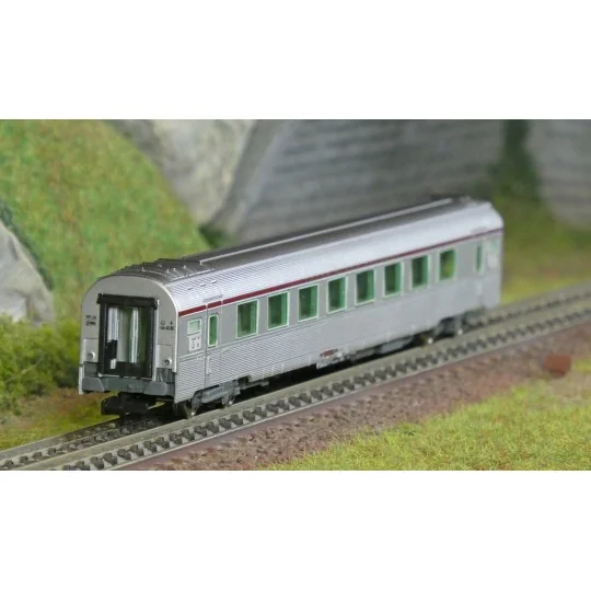 Arnold HN4502 Mistral passenger car, TEE, A8u, Nice - Paris, N - 1/160 HN4502-Arnold HN4502 Mistral passenger car, TEE, A8u, Nice - Paris, N - 1/160