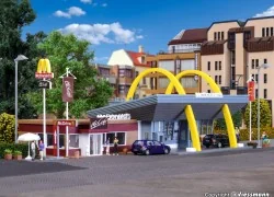 Vollmer 43635 Model, McDonald's Restaurant with McCafé - Vollmer...