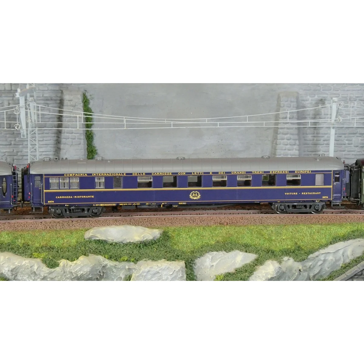 Models Word 1002 Set de 6 voitures Le Mistral, A8 / 2x B9 / WR / WSP / Dqd2m, LE MISTRAL, Paris-Nice, éclairées Models World MW_